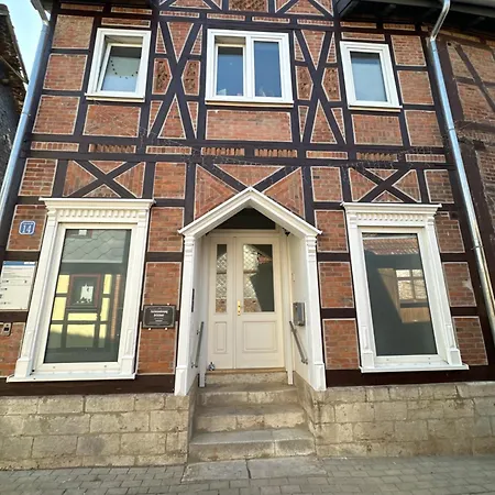 Schoene Kleine Einraumwohnung Mit Kueche Und Kamin In Holzthaleben * Helbedundorf